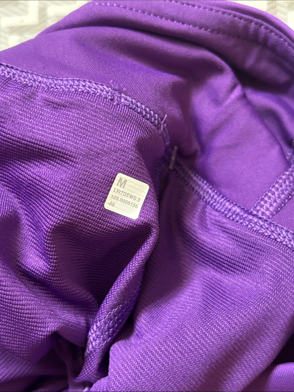 LULULEMON SPEED UP HR SHORTS 2.5” *mesh vent in COLLEGE PURPLE SZ S, M NWT - Picture 10 of 10